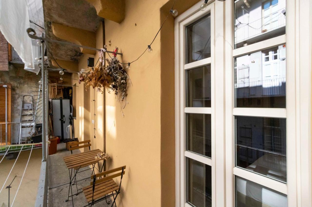 Garibaldi Central Lovely Apt Turin Bagian luar foto